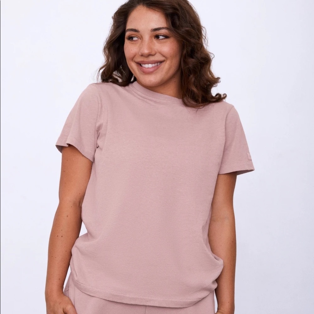 Set Active Uniform Tee- Amethyst